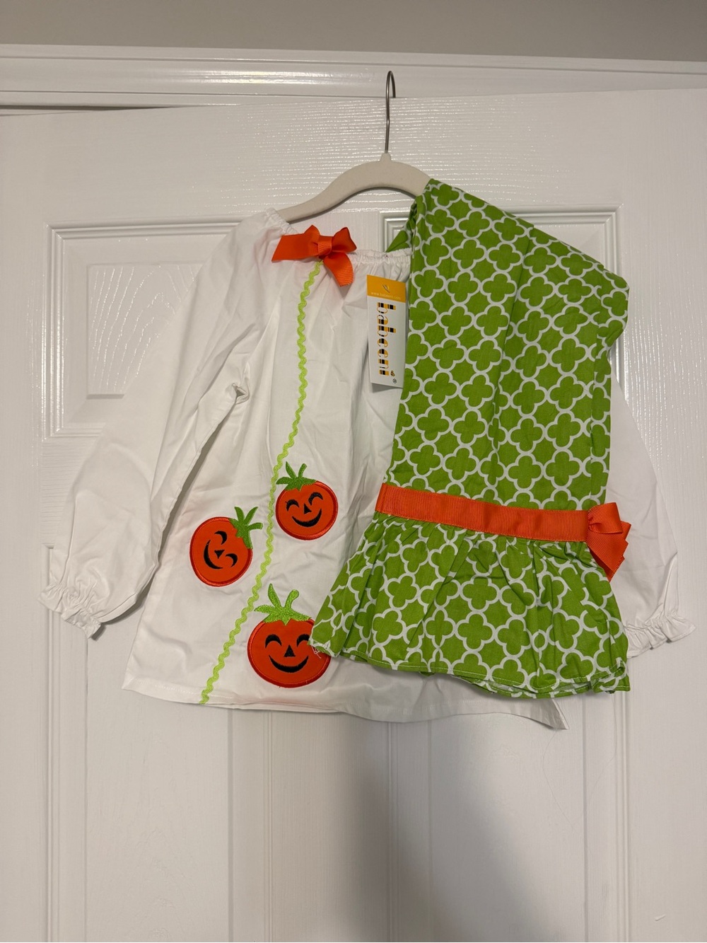 NWT Bambeeni Set